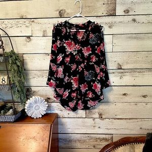 Rue21 Floral Cold Shoulder Tunic Top - size small